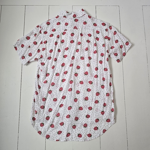 Her Pony the Label Unisex Strawberry Button Front Rayon Shirt Medium - Picture 5 of 10